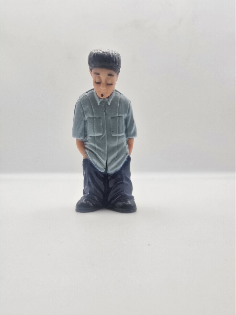Sleepy Homies Series 4 Figurine Lil Homies 1.75" Figure, 1/32 Scale